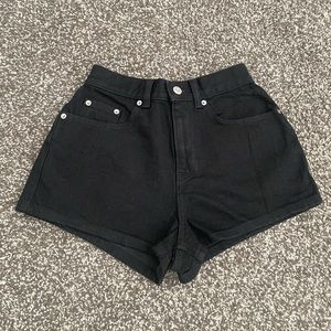 ASOS HIGH WAISTED BLACK DENIM SHORTS in US SIZE 0